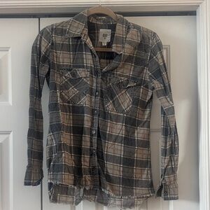 Billabong Checkered Flannel Shirt - Gray and Tan